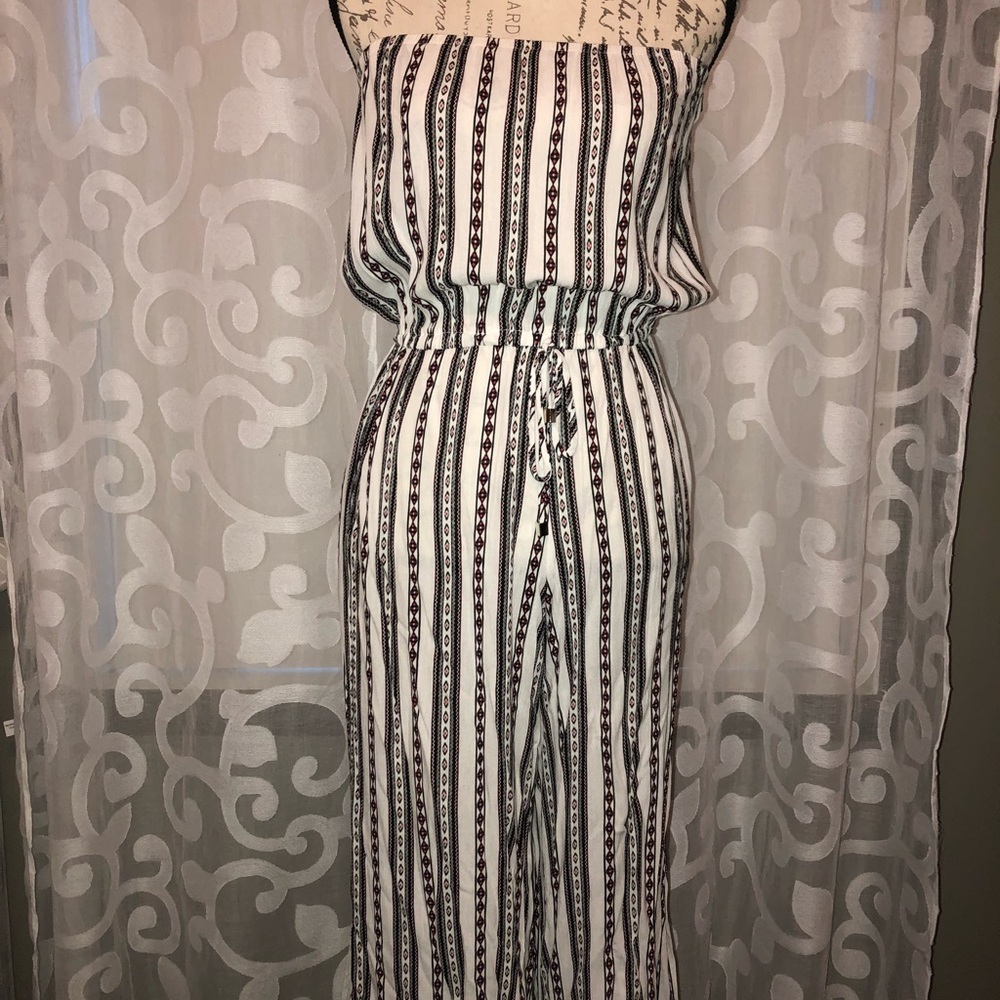 Strapless jumpsuit with design